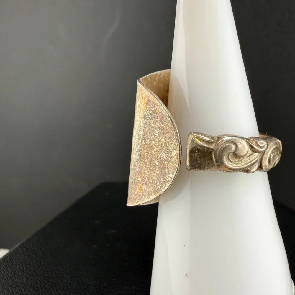 Vintage Hammered Spoon Ring Silver Tone Size 7.25